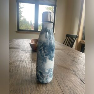 Swell Water Bottle.